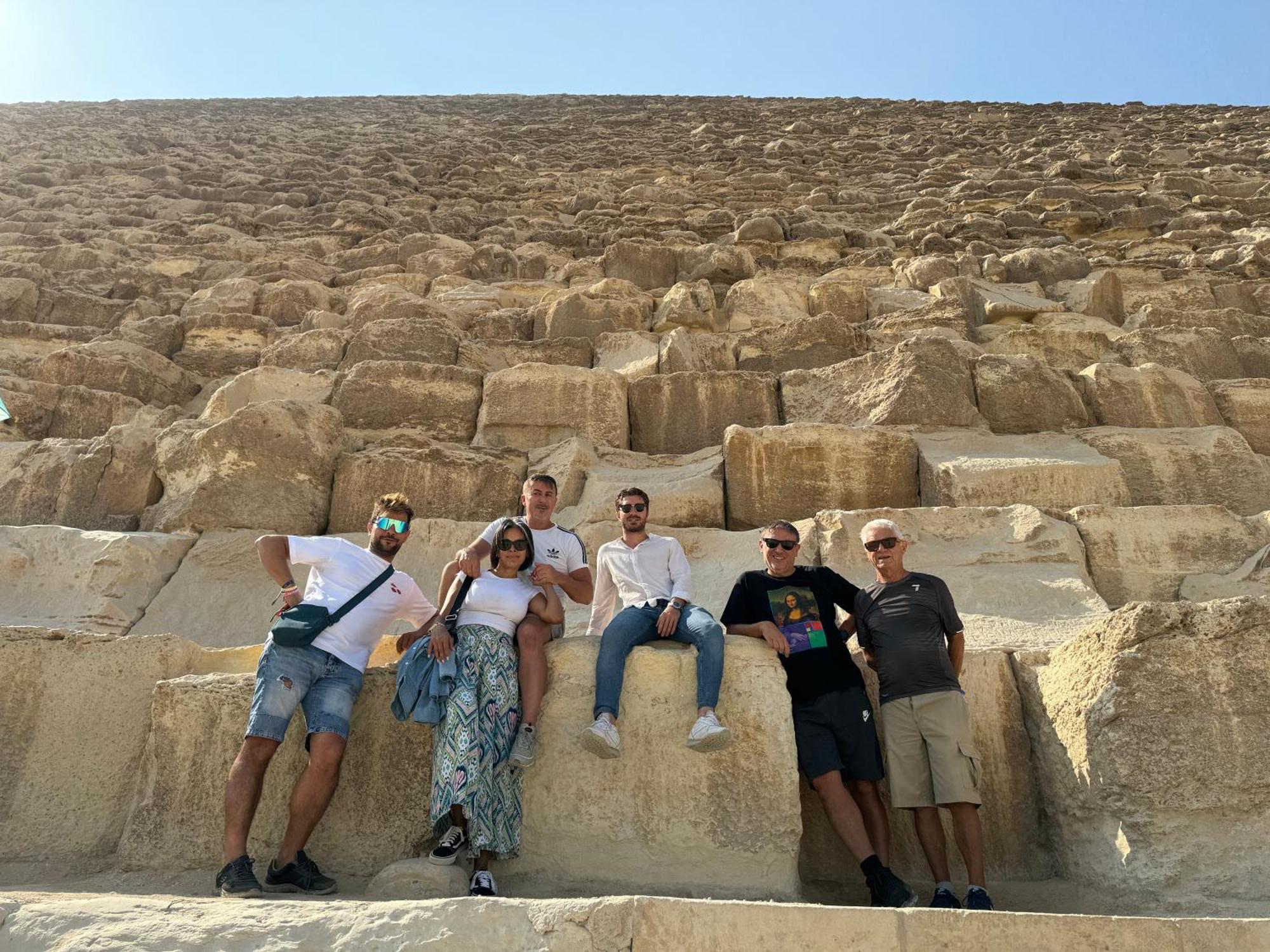 Unique Pyramids Boutique Inn Kafret el-Gabal Eksteriør bilde
